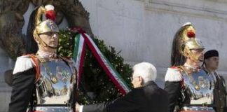 2 giugno, Mattarella all’Altare della Patria: “Con referendum Italia scelse pace e libertà”