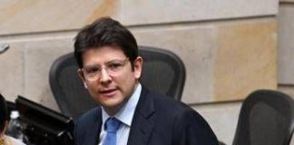 Colombia, spari contro candidato a presidenziali Miguel Uribe: colpito alla testa, è grave