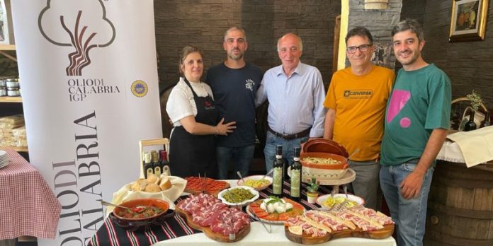 I Giorni dell'Olio tappa a Tiriolo presso l'Azienda Fratelli Rotella Olii
