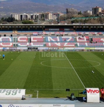 Il “Marulla” chiude per lavori. Il comune di Cosenza sospende la convenzione Una veduta del Marulla di Cosenza (foto Francesco Farina)