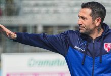 Oggi Buscè diventerà il nuovo allenatore del Cosenza Antonio Buscè (foto da pagina Facebook Rimini FC)