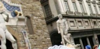 Caldo, sale allerta: oggi 3 città con bollino arancione