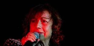 Gianna Nannini, frattura al braccio sul palco a Wiesbaden ma il tour non si ferma