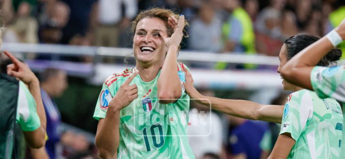 L'esultanza al goal di Cristiana Girelli (Foto Francesco Farina)