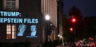 Trump, New York Times: “Organizzò festa con sole donne e un unico invitato: Epstein”