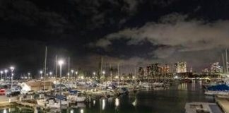 Tsunami alle Hawaii, il video in time lapse: il mare si ritira