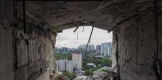 Ucraina, attacco Russia su Odessa. Mosca: “Abbattuti 71 droni Kiev nella notte”