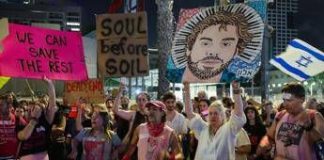 Israele-Gaza, parenti ostaggi oggi in massa davanti alla casa di Netanyahu