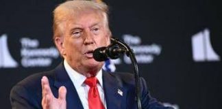 Ucraina-Russia, Trump non discuterà divisione territori a summit con Putin