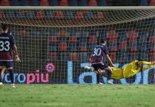 Cosenza-Salernitana: le pagelle dei rossoblù. Vettorel bocciato Vettorel bocciato, colpevole su entrambi i gol della Salernitana (foto Michele De Marco)