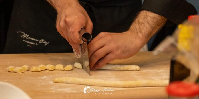 La ricetta per stare bene riaprono i corsi di cucina della Maccaroni Chef Academy di Cosenza