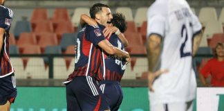 Il Cosenza demolisce il Giugliano con un poker di reti