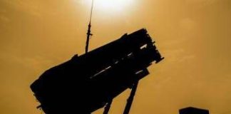 Pentagono frena le forniture all’Ucraina, sempre meno armi per la difesa aerea di Kiev