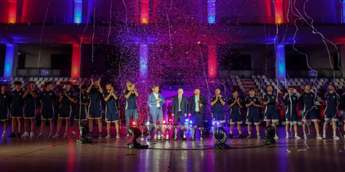 Pirossigeno Cosenza successo della notte rossoblù per la presentazione delle squadre di futsal e basket