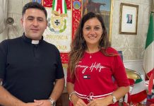 Rosaria Succurro incontra Don Mario Ciardullo, di ritorno dalla Tanzania