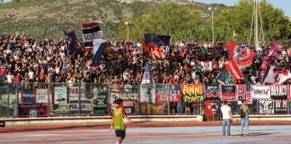 Casertana-Cosenza 1-1, finisce in parità il match del “Pinto” Tifosi del Cosenza presenti a Caserta ( Foto S. Mannarino)