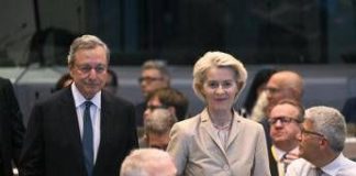 Von der Leyen a Draghi: “Grazie Mario per il tuo servizio all’Europa”