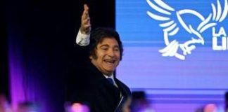 Argentina, Milei trionfa alle elezioni legislative: vittoria con oltre il 40% delle preferenze