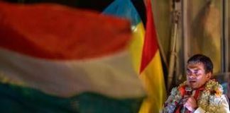 Bolivia, eletto presidente di centrodestra Paz: finiscono 20 anni di socialismo