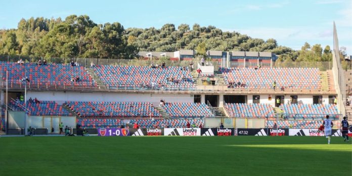 Cosenza-Casarano prezzi ridotti in Tribuna A e nelle Curve Cosenza-Casarano prezzi ridotti in Tribuna A e nelle Curve