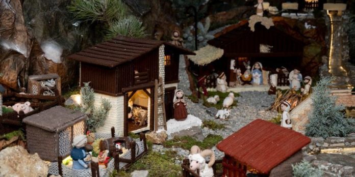 Domanico, nasce il primo presepe all'uncinetto della Calabria