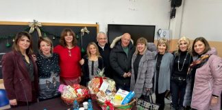 Castrolibero, la spesa solidale: scuola e comunità unite per il Natale