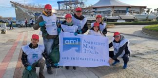 Ambiente Mare Italia e Lega navale in prima linea a Cirò Marina dopo il ciclone Harry