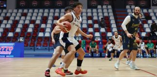 Basket: Pirossigeno Cosenza inarrestabile, 86-43 alla Sideco Lamezia