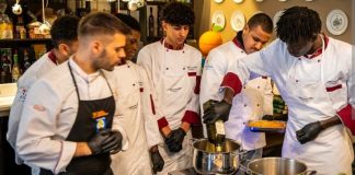 Cosenza, quando le cucine si incontrano: l’abbraccio tra “Cuochi d’altri Mondi” e Affavori’