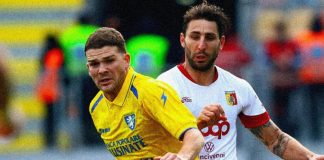 Serie B, il Catanzaro (in 10) si arrende 2-0 al Frosinone Frosinone-Catanzaro 2-0 (foto da pagina Facebook Frosinone Calcio)