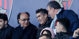 Gualtieri e il Cosenza si separano: ma guarda un po’! Il patron Guarascio e l'ex dg Gualtieri in tribuna vip (foto Francesco Farina)