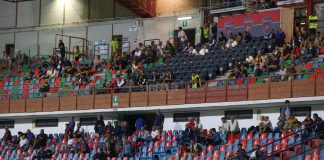 La metamorfosi negativa del Cosenza ha i soliti responsabili, quelli di sempre Tribuna A e Tribuna Centrale del Marulla sempre più vuote (foto Michele De Marco)