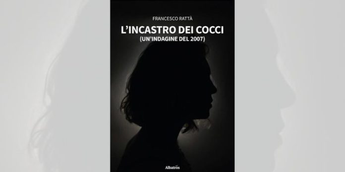 Il Dirigente Superiore della Polizia di Stato Francesco Rattà firma il suo esordio letterario con un giallo realistico che mescola intrighi, narcotraffico e tensione investigativa.