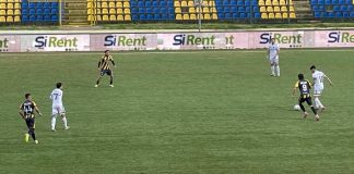 Cosenza da horror, perde 3-0 con il Giugliano ultimo in classifica Cosenza da horror, perde 3-0 con il Giugliano ultimo in classifica