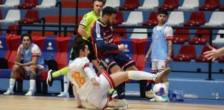 Pirossigeno Cosenza: la doppietta di Arrieta illude i rossoblù, vince la Roma in rimonta Pirossigeno Cosenza la doppietta di Arrieta illude i rossoblù, vince la Roma in rimonta