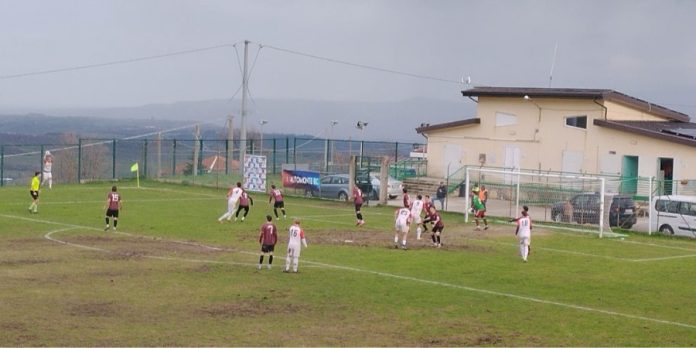 Promozione Altomonte show, Bisignano travolto 4-0 e playoff nel mirino