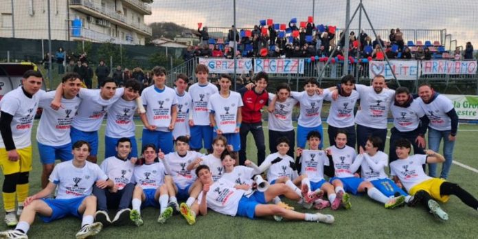 Allievi regionali U17 la Soccer Montalto promossa in Élite Allievi regionali U17 la Soccer Montalto promossa in Élite