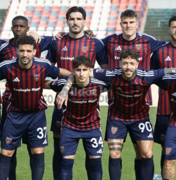 Cosenza-Team Altamura 1-0, le pagelle dei rossoblù. Beretta match winner, Caporale leader L'undici di partenza del Cosenza contro l'Altamura (foto Francesco Farina)