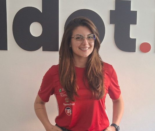 A ‘Random’ Giusy Citino e il successo europeo della Smile Pallanuoto Cosenza A 'Random' Giusy Citino e il successo europeo della Smile Pallanuoto Cosenza