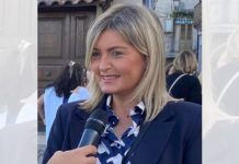 Castrolibero, Nicoletta Perrotti presenta i candidati di “Rinascita Civica”: squadra definita verso il voto