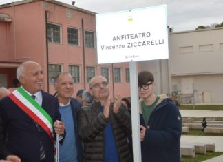 Cosenza: intitolato a Vincenzo Ziccarelli l’Anfiteatro di Piazza Amendola. Riaperto il Cinema Italia-Tieri