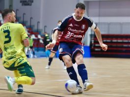 Futsal, segnali di vita dalla Pirossigeno Cosenza: 4-1 al Sala Consilina e salvezza ancora possibile Marchio, mvp con una doppietta (foto Michele De Marco)