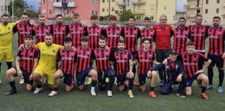 San Michele Donnici, impresa storica: 2-1 all’Aprigliano e promozione in Prima Categoria San Michele Donnici, impresa storica 2-1 all'Aprigliano e promozione in Prima Categoria