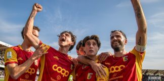 Serie B, Catanzaro in campo a Pasquetta contro il rognoso Monza (foto pagina Facebook US Catanzaro)