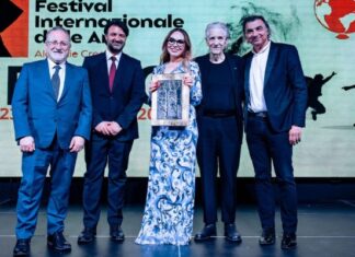 Celico International Arts Festival: ieri la serata inaugurale con David Cronenberg e Ornella Muti Celico International Arts Festival ieri la serata inaugurale con David Cronenberg e Ornella Muti (foto Torchia)