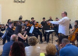 Standing ovation per l’Orchestra Giovanile Polimnia a Sangineto Standing ovation per l'Orchestra Giovanile Polimnia a Sangineto