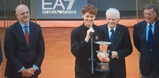 Sinner ottavo re di Roma, impresa che entra nella storia del tennis italiano e mondiale Jannik Sinner vince gli Internzionai d'Italia ( foto-video youtube)