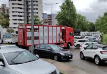 Cosenza: parcheggi selvaggi e camion in panne bloccano via Alcide De Gasperi