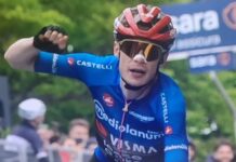Giro d’Italia: Vingegaard stacca tutti in salita a Corno alle Scale, Pellizzari accusa un netto ritardo Giro d'Italia Vingegaard stacca tutti in salita a Corno alle Scale, Pellizzari accusa un netto ritardo