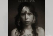 Lamante con “Non dico addio”: la metamorfosi del lutto in una chiesa Lamante-Non dico addio